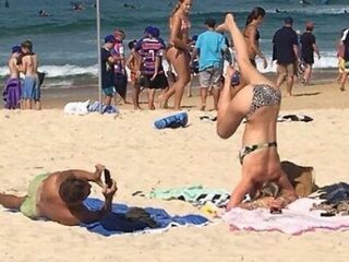 De struggles van vriendjes die een perfecte instafoto proberen te maken