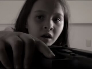 Satirisch filmpje over 'Amerikaanse wapenziekte' van Arjen Lubach gaat viral