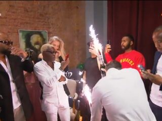 De Rich Kids of London geven presentatrice Lauren kijkje in hun extreem luxe leven