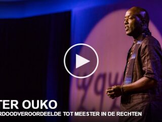 Van de doodstraf tot meester in de rechten, het verhaal van Peter Ouko