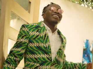 Amartey reisde voor de video van 'Champion Lover' naar Ghana