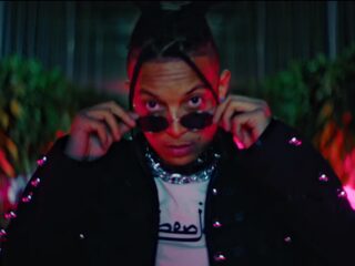 Ronnie Flex wil een speciale girl 'Non Stop' in nieuwe video