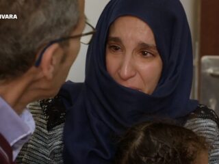 Emotionele hereniging in Syrië tussen vader en zijn 'Verloren kinderen van het Kalifaat'