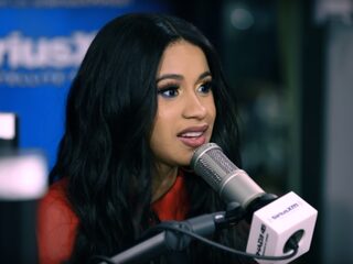 Cardi B: "Ik moet bijna 300.000 dollar aan m'n Coachella-optreden uitgeven"