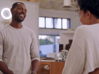 "Love Is___" is de nieuwe serie die elke hopeless romantic moet zien!