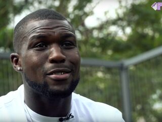 Royston Drenthe terug na moeilijke tijd: "Het kostte me moeite om mezelf weer op te tillen"