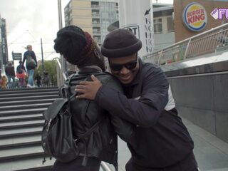 Straatreport: Mogen vrouwen een boks geven?