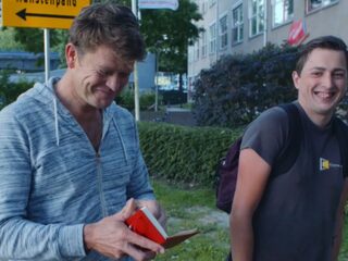 Dakloze Yvar (28) is een hardwerkende Rotterdammer die altijd positief blijft