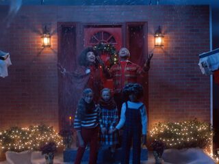 John Legend releast eerste kerstvideo met Esperanza Spalding