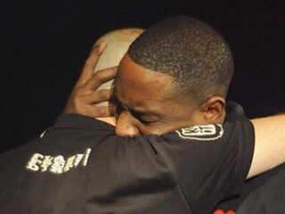 Winne en Raw Roets reageren met emotionele posts op dood Feis