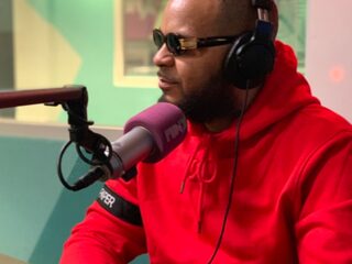 Hef: ''Als ik de politiek in zou gaan, liet ik iedereen Jonko roken''