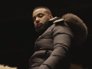 Negen maanden celstraf geëist tegen Mula B voor wapenbezit