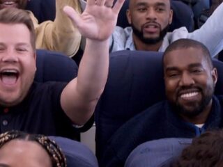 Kanye West in speciale 'Airpool Karaoke' met complete Sunday Service-koor