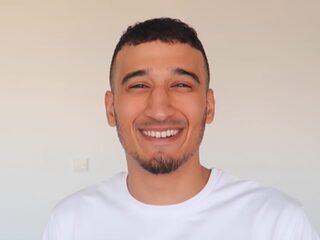 Nesim deelt favoriete tracks van zijn moeder en de lijst is verrassend