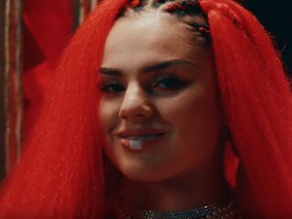 Famke Louise ready voor uitverkocht Paradiso: "Het wordt over the top en heftig"