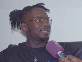 Mr Eazi vertelt over zijn imperium en zijn band met een Nederlands kledingmerk