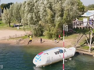 FunX Strijders zorgen voor hilarische Wipe Out-momenten in eerste aflevering