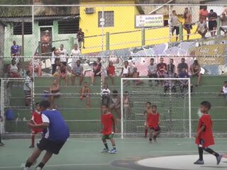 Robert riskeert zijn leven voor straatkinderen in Braziliaanse favela's