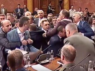 Knokpartij in het parlement van Montenegro