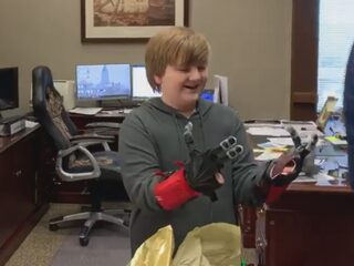 Gavin kreeg de paar handen waar hij van droomde voor kerst