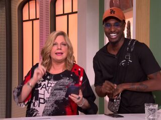 Dopebwoy rapt met Loretta Schrijver bij Koffietijd