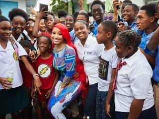 Nicki Minaj doneert $25.000 aan opvanghuis op Trinidad