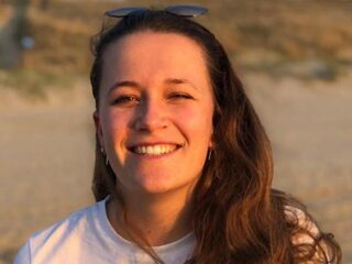 Iris (22) helpt studenten via Instagram met studiekeuze