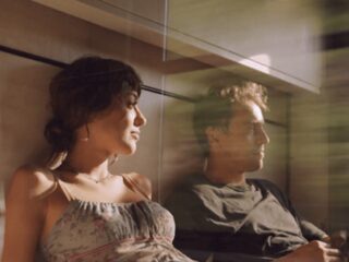 Trailer van eerste Turkse Netflix-film: 'Yarına Tek Bilet' (One Way To Tomorrow)