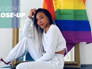 Ashley (23): "Mijn gevoelens voor meisjes maakten me bang en onzeker"