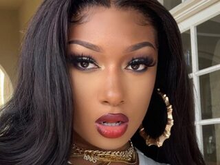 Megan Thee Stallion over schietincident: "Ik ben echt gekwetst en getraumatiseerd"