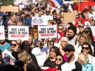 Oproep tot protest voor gedupeerde kinderen van toeslagenschandaal: "Erken de impact"