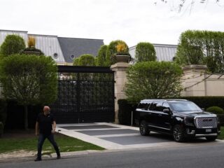 Drake richt eigen beveiligingsbedrijf op na meerdere incidenten bij zijn huis