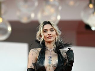 Dochter van Michael Jackson kan spaghettisliert door gat in neusschot halen: "Don't do drugs"