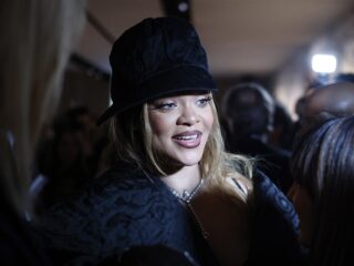 Rihanna kondigt langverwacht nieuw album aan: "Ik begin opnieuw"