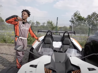 Duitse autoverkoper weigert zijn auto aan IShowSpeed te verkopen: 'deze man is een klootzak'