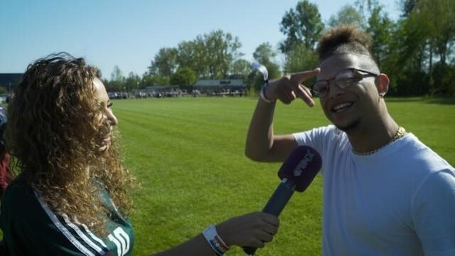 Ronnie Flex ondanks vliegangst in helikopter met Bevrijdingsdag