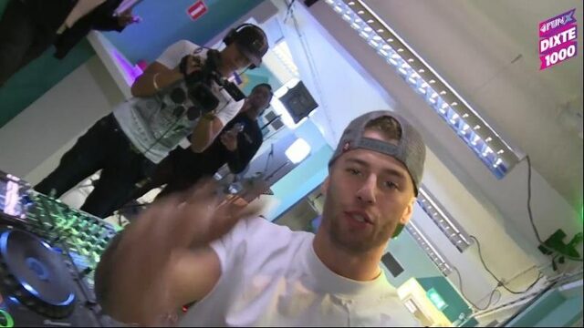 Johnny 500 draait heerlijke tracks in DiXte 1000 live set!