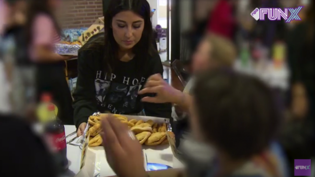 FunX Kookt voor thuisloze jongeren. "Het is leuk dat we gehoord worden"