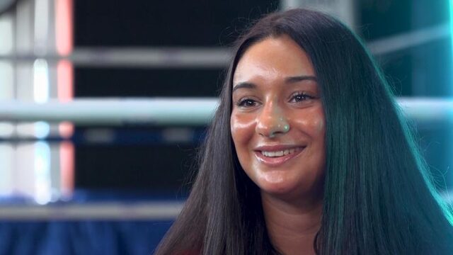 Kickbokser Esma Hasshass was bijna dood door auto-ongeluk | De Gym Van - afl. 3