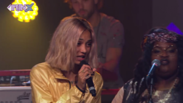 FunX Music Awards 2016: Rochelle - All Night Long (LIVE)