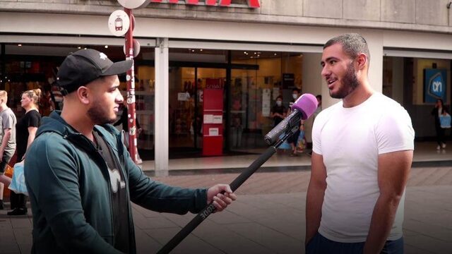 Welke historische gebeurtenis ontbreekt in de geschiedenisboeken op school?