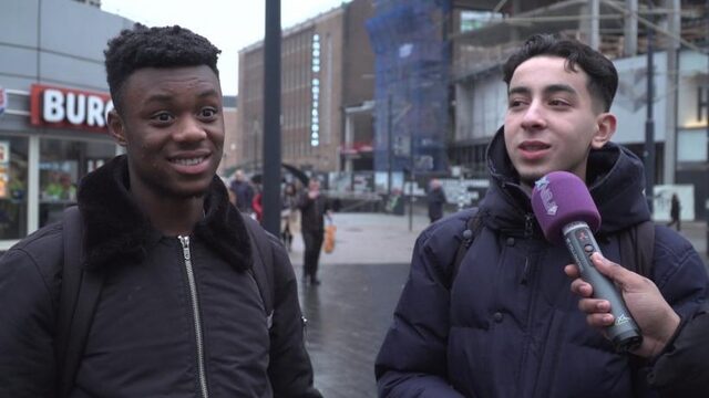 "Shout out naar Ahmad Mendes Moreira, we houden van je!"