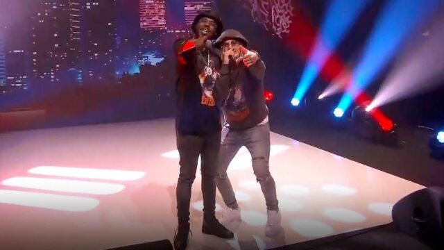 Henkie T en Yssi SB doen 'Paper Zien' en 'DomDoen' live bij de FunX Music Awards