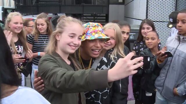 Ronnie Flex schrijft geschiedenis met concert in Ahoy