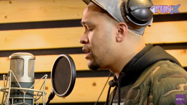 SLOWJAMIFY SESSIONS: Royki zingt akoestische versie 'Laten Gaan' van Monica Geuze