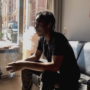 Nieuwe docuserie 'Verdoofd' toont het leven van alcohol- en drugsverslaafden