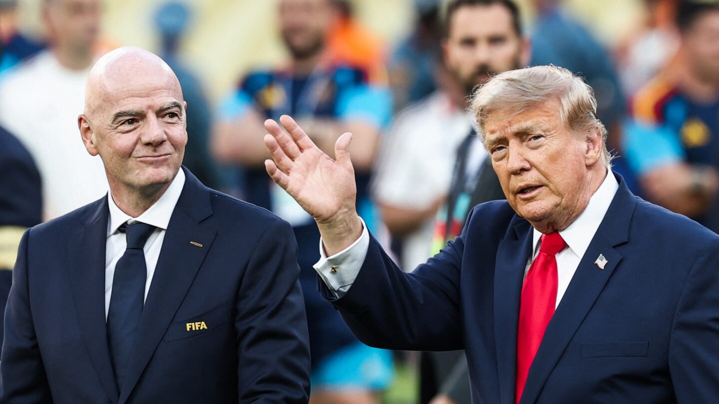 FIFA-baas Infantino wijdt 15 Instagram-slides aan het ‘geweldige’ WK, maar laat déze incidenten buiten beeld