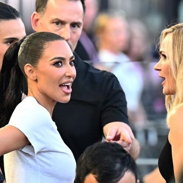 Kim Kardashian over foto's Kanye West: "Hoe moet ik dit aan de kinderen uitleggen?"