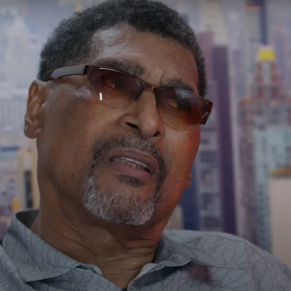 2Pacs vader over dood van zijn zoon: "De overheid heeft hem vermoord"