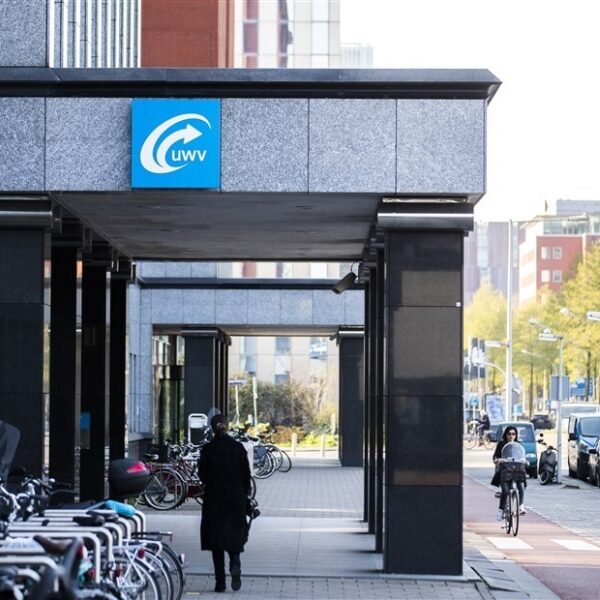 40 procent Oekraïners al aan het werk, andere vluchtelingen nog steeds belemmerd